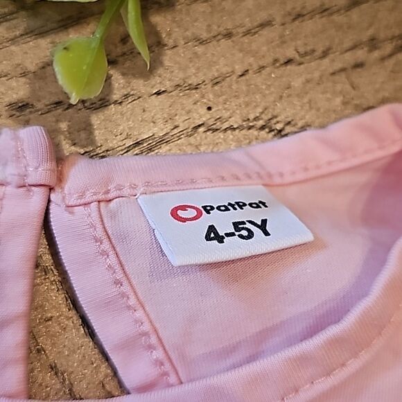 Pink long sleeve ruffle top 4-5T - Picture 4 of 10